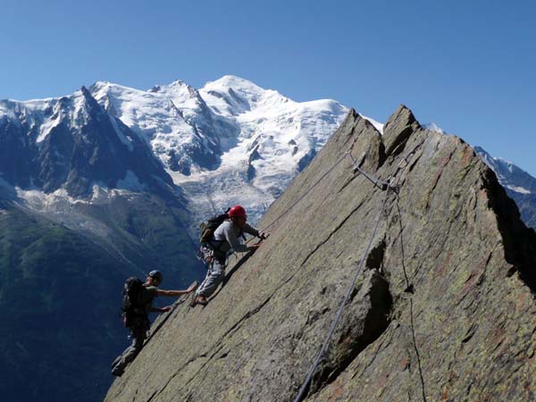 Escalade Chapelle de la Gliere 2009 (8)